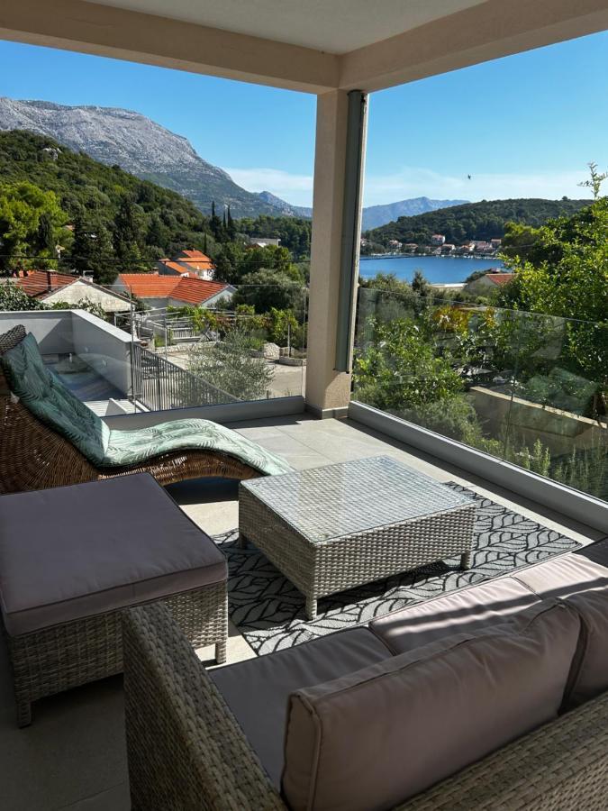 Apartament Teuta *