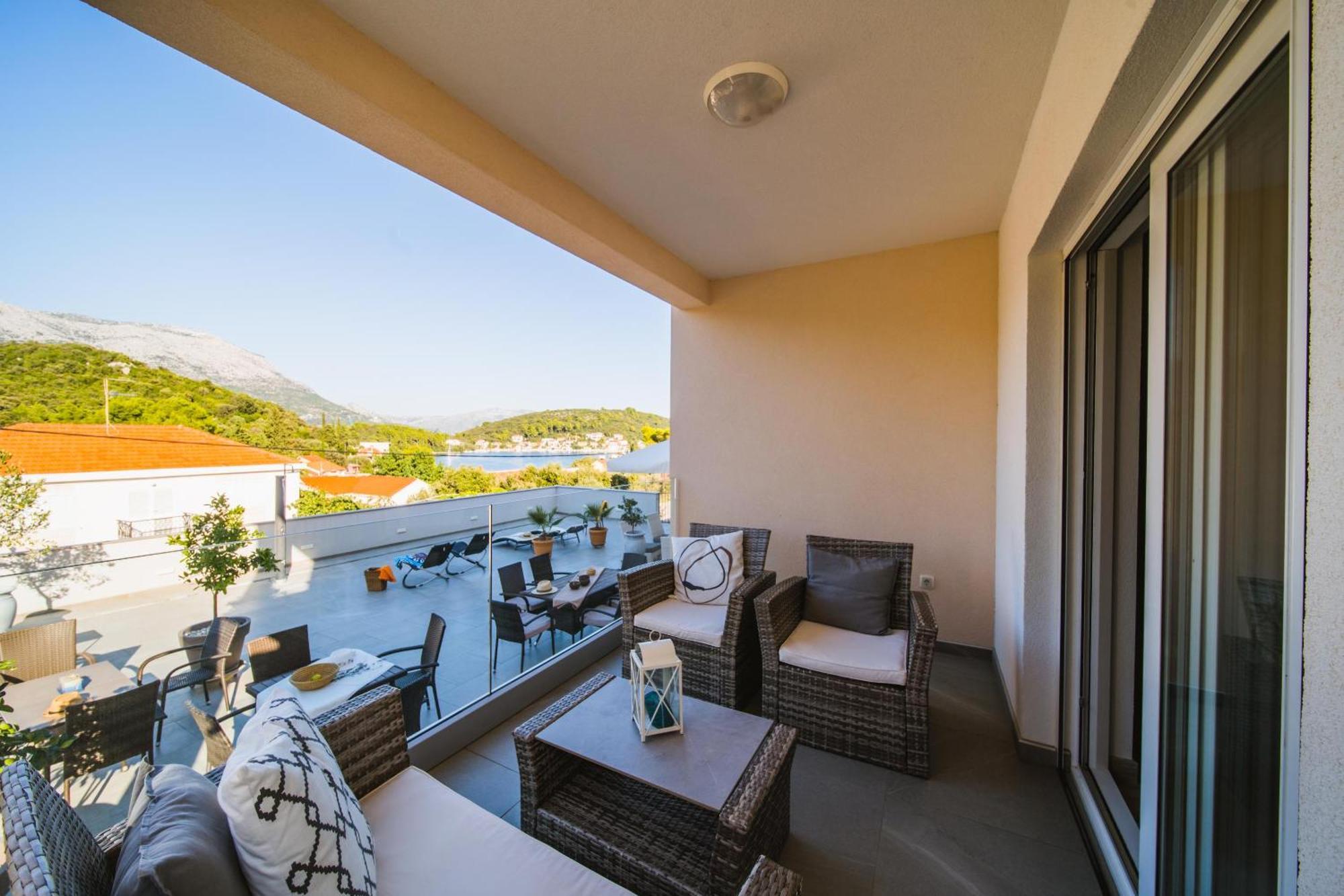 Apartament Teuta *